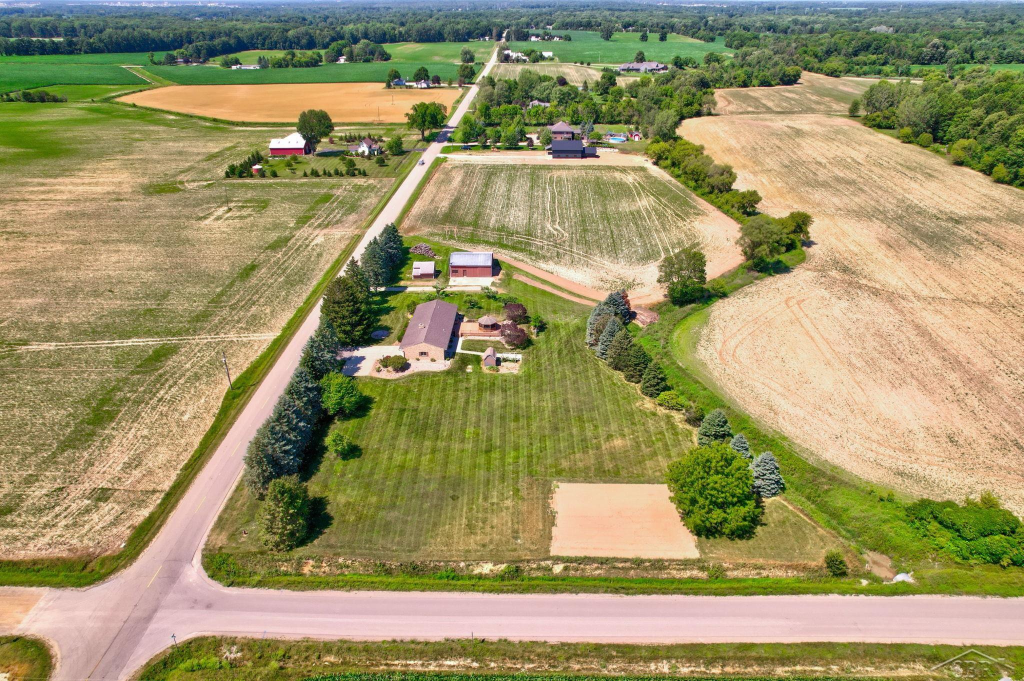 8530 South Orr Road Freeland, MI 48623 - Photo 49 of 61