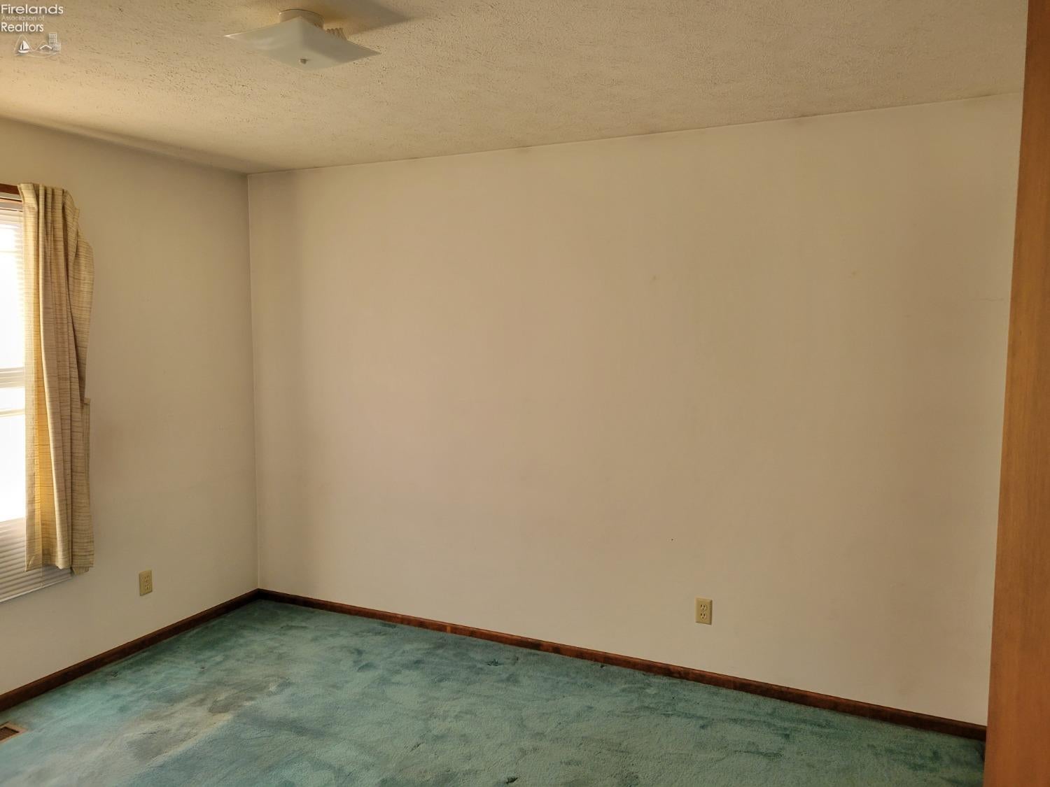 4401 Napoleon Road Fremont, OH 43420 - Photo 10 of 29 Gallery Image 10