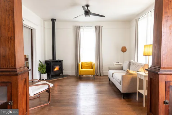 $375,000 | 130 Carpenters Avenue, Wardensville, WV 26851