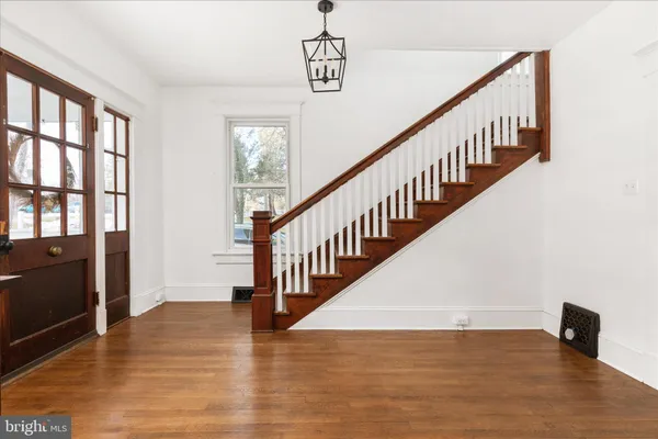 $375,000 | 130 Carpenters Avenue, Wardensville, WV 26851