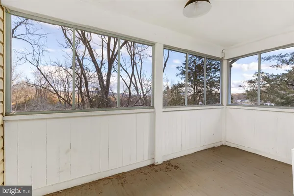 $375,000 | 130 Carpenters Avenue, Wardensville, WV 26851