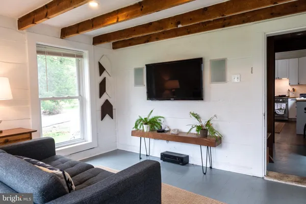 $375,000 | 130 Carpenters Avenue, Wardensville, WV 26851