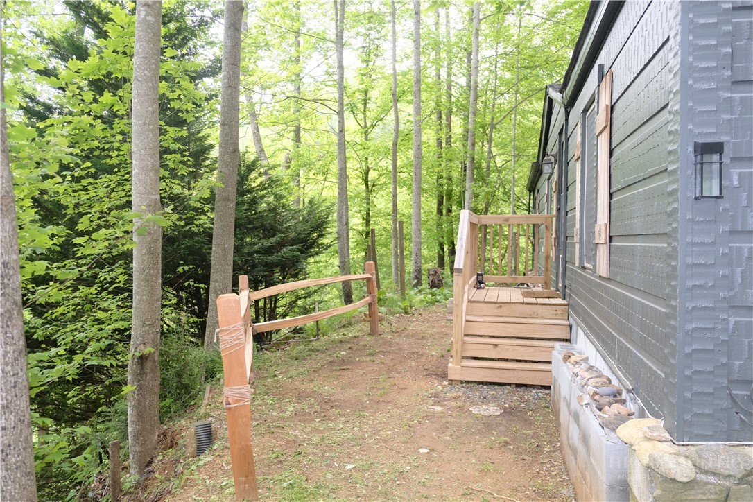 618 Rhymer Branch Road Deep Gap, NC 28618 - Photo 2 of 20