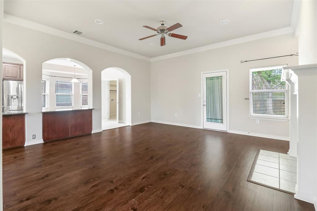 102 Whipperwill Way Red Oak, TX 75154 - Photo 3 of 39