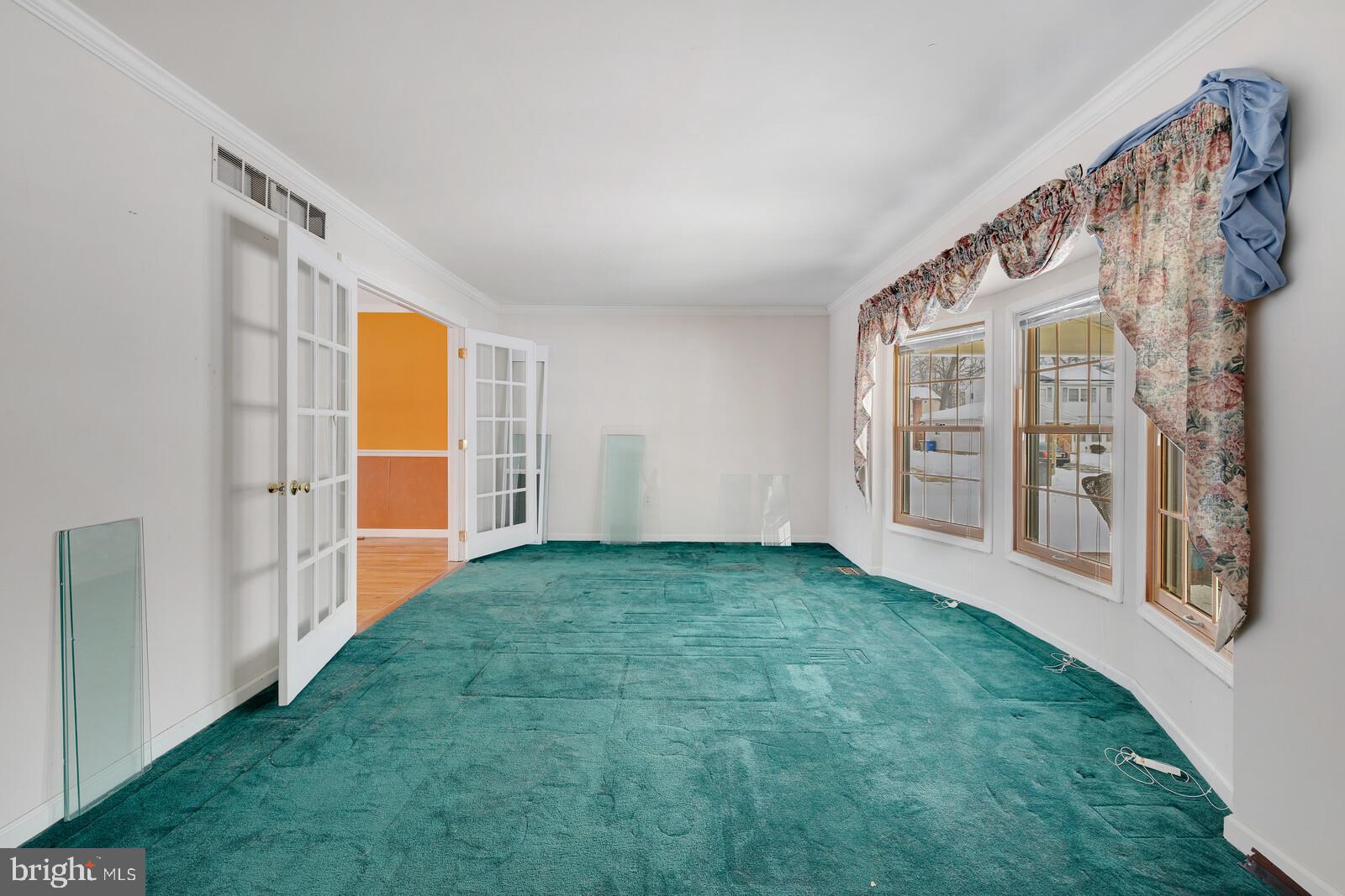 9 Whipple Way Sewell, NJ 08080 - Photo 6 of 37