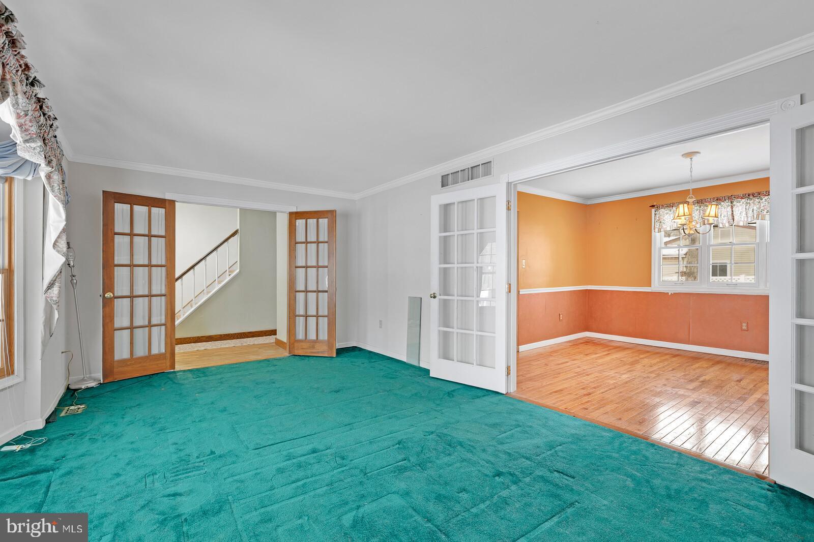 9 Whipple Way Sewell, NJ 08080 - Photo 7 of 37