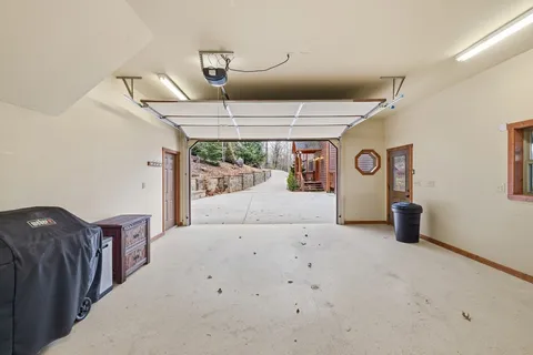 $1,095,000 | 101 Falling Rock Road, Blue Ridge, GA 30513