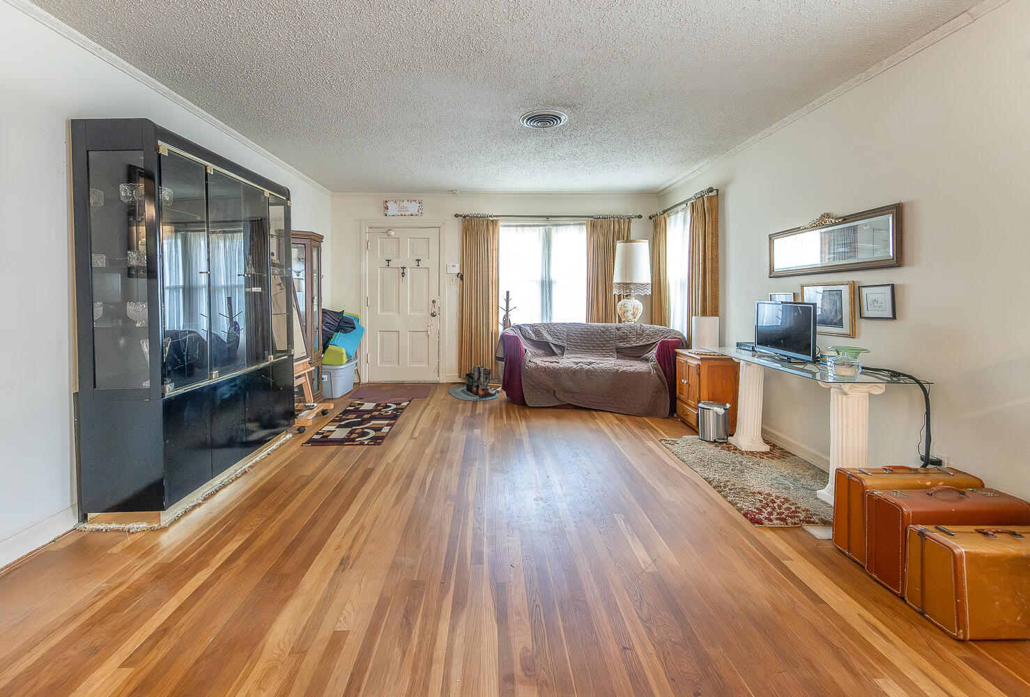 1718 28th Street Lubbock, TX 79411 - Photo 5 of 23 2L9A1353