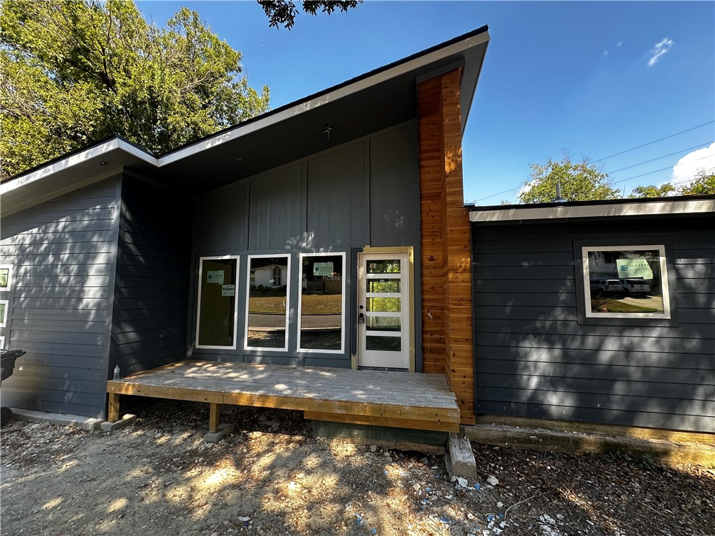 2225 Hermanson Drive Waco, TX 76710 - Photo 4 of 33 a front view of a house with a yard