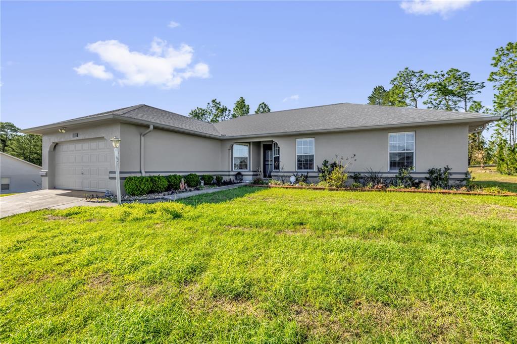 8506 Southwest 136th Loop Ocala, FL 34473 - Photo 2 of 35