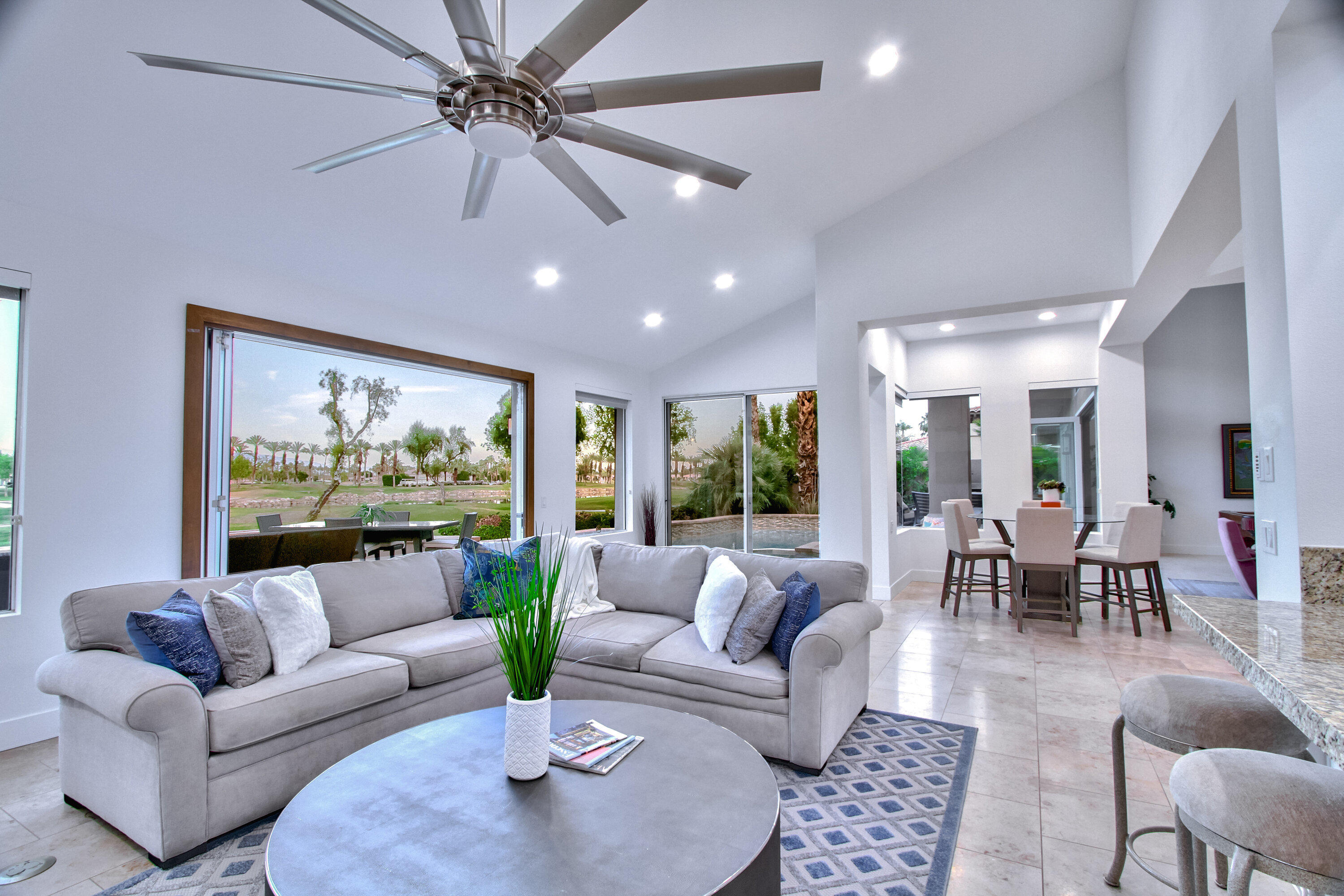 54400 Riviera La Quinta, CA 92253 - Photo 3 of 69 21-Family-Room