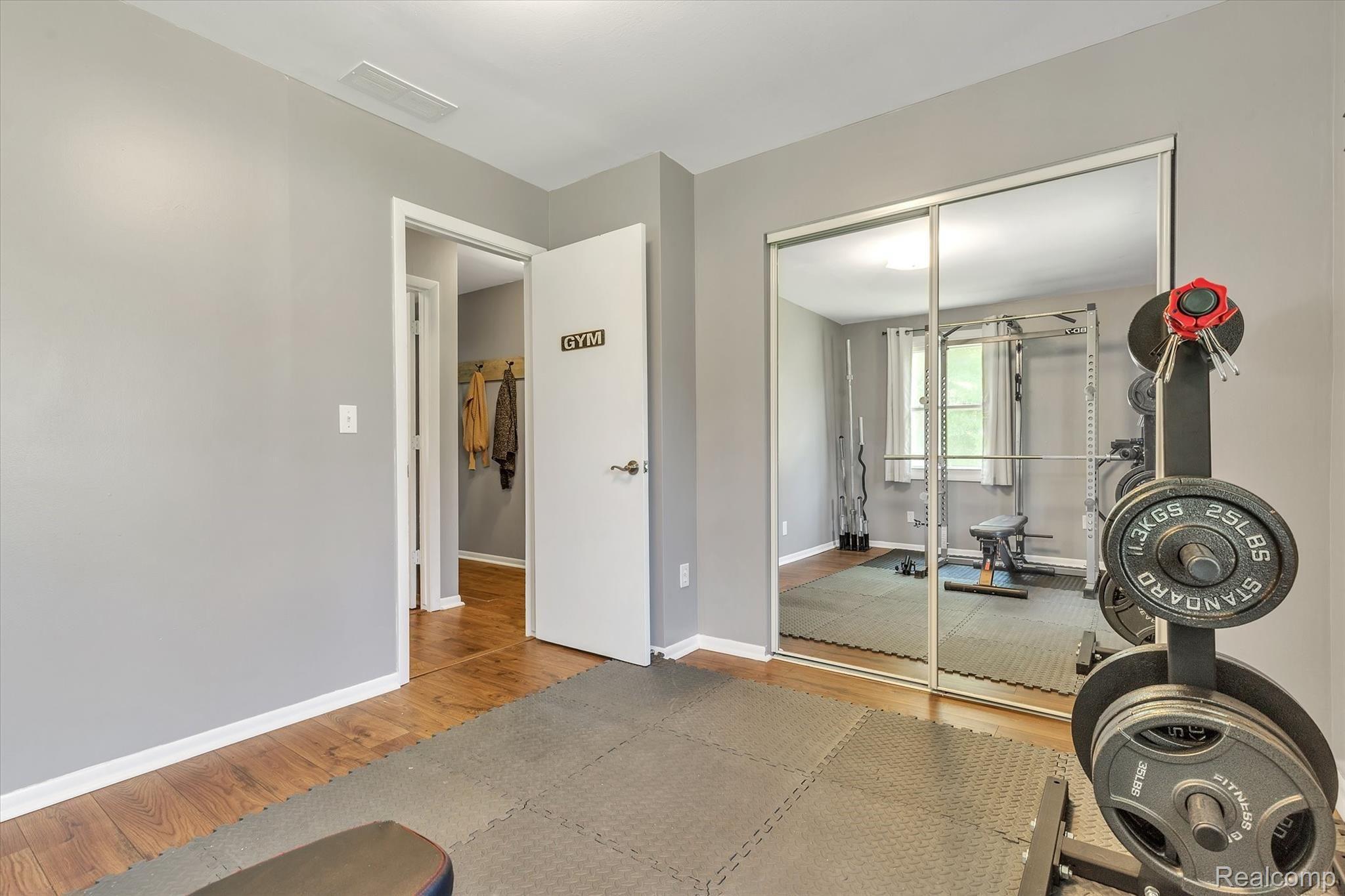 3073 South Edgar Road Mason, MI 48854 - Photo 26 of 43 20-3073-S-Edgar-Rd-Windowstill-Real-Estate-Photography-20.jpg