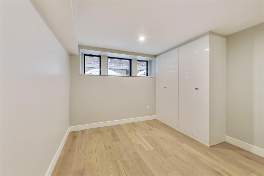 14 North Bennet Street, Unit 2 Boston, MA 02113 - Photo 6 of 11