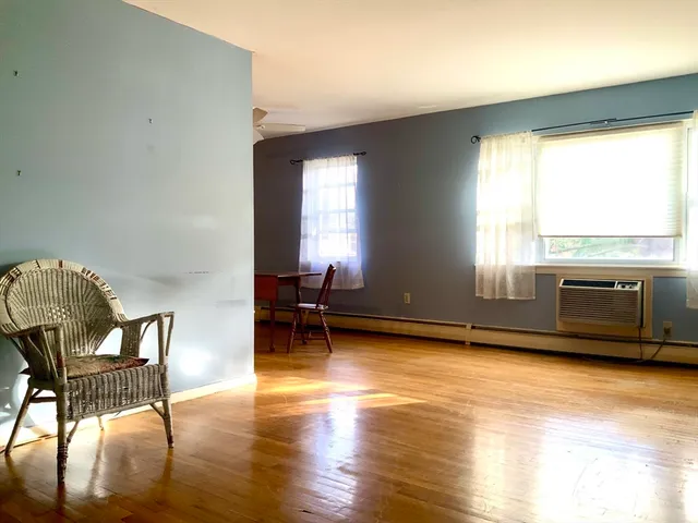 $169,900 | 109 Regency Park Drive, Unit 109, Agawam, MA 01001