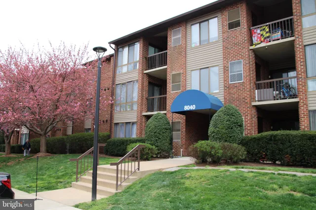 $2,000 | 8040 Needwood Road, Unit 202, Derwood, MD 20855