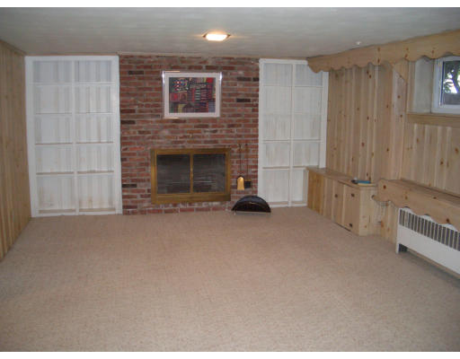 45 Dorothy Road Newton, MA 02459 - Photo 11 of 14