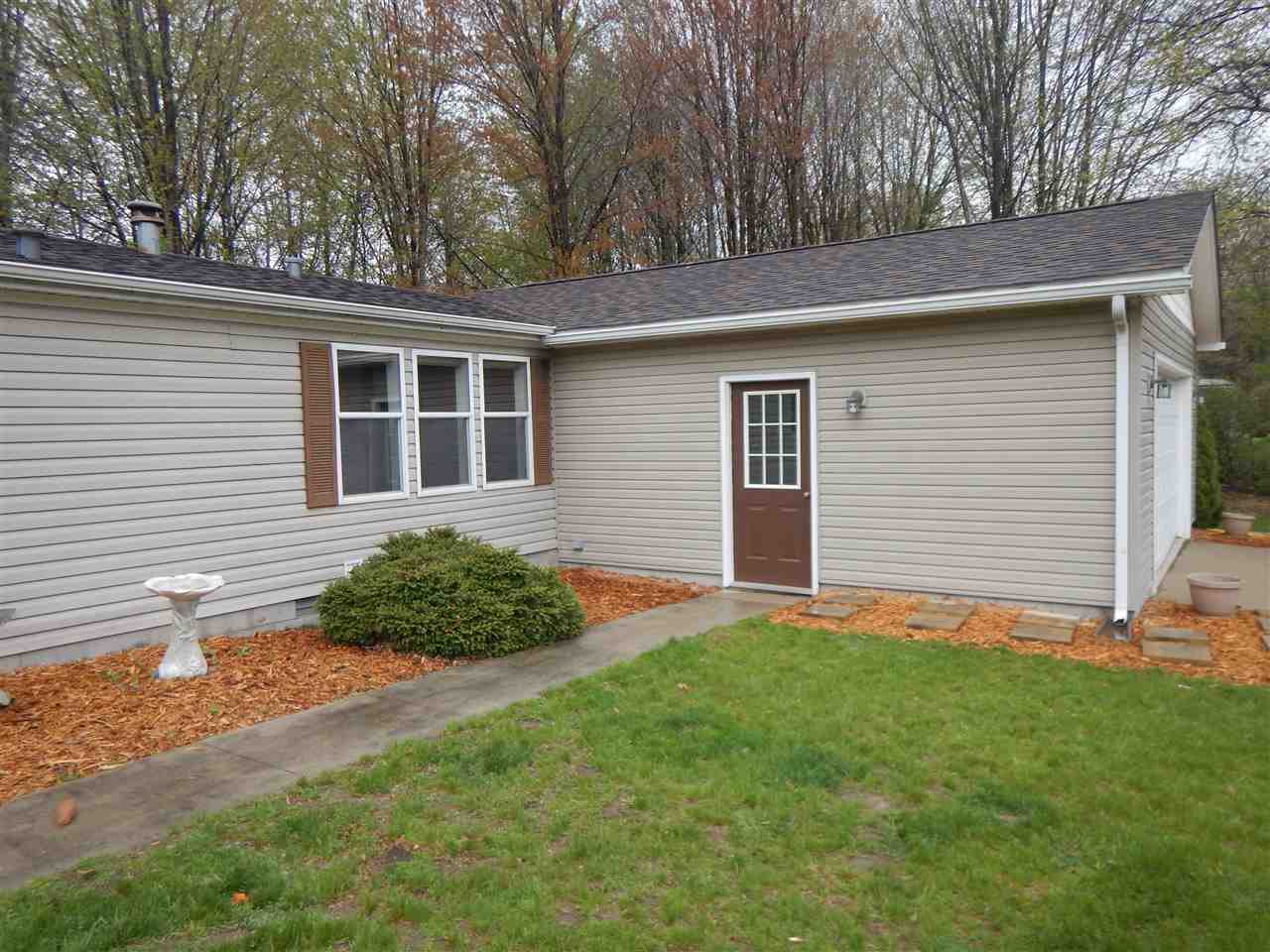 9232 Folkert Road Algonac, MI 48001 - Photo 3 of 45