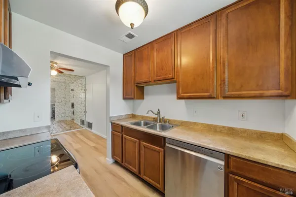 $335,000 | 1890 Dorado Court, Santa Rosa, CA 95403