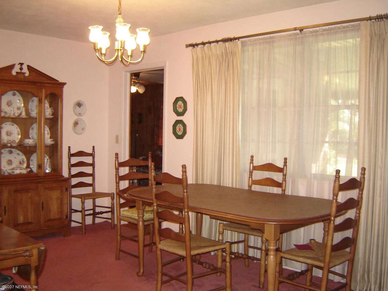 887 Palermo Road Jacksonville, FL 32216 - Photo 3 of 7 Dining Room
