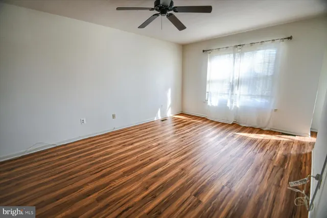 $2,550 | 13 Yorktown Court, Unit 115 U13, Blue Bell, PA 19422