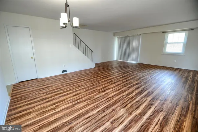 $2,550 | 13 Yorktown Court, Unit 115 U13, Blue Bell, PA 19422