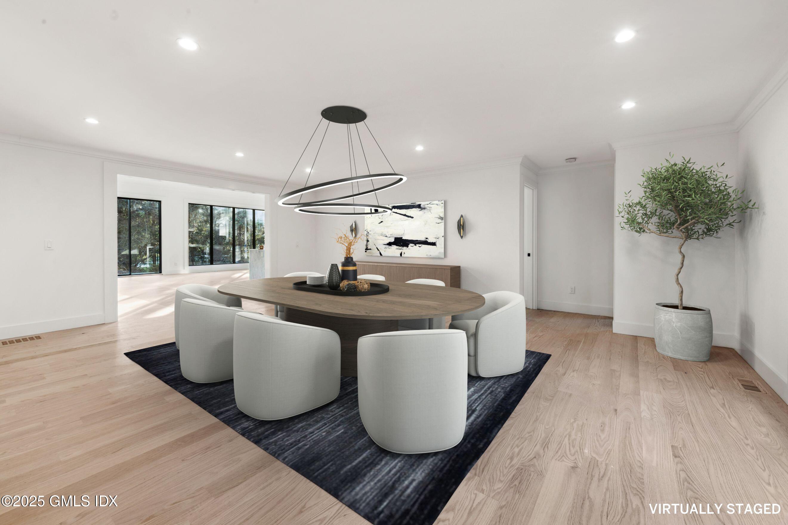 34 Thunder Mountain Road Greenwich, CT 06831 - Photo 9 of 27 Dining Room VS