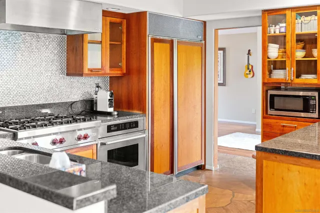 $1,695,000 | 4375 Stanford Street, Carlsbad, CA 92010