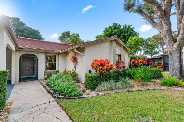 $2,450 | 5944 Forest Grove Drive, Unit 4, Boynton Beach, FL 33437