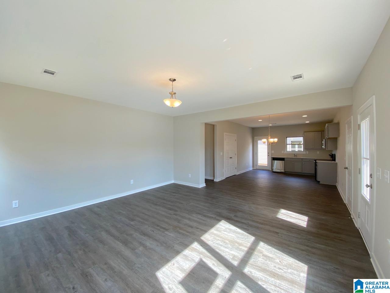 81 Granvil Way Weaver, AL 36277 - Photo 5 of 28