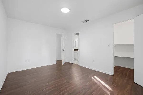 $2,499 | 3907 Northwest 76th Terrace, Hollywood, FL 33024