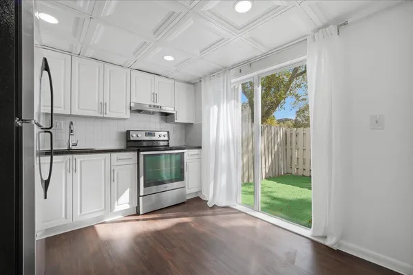 $2,499 | 3907 Northwest 76th Terrace, Hollywood, FL 33024