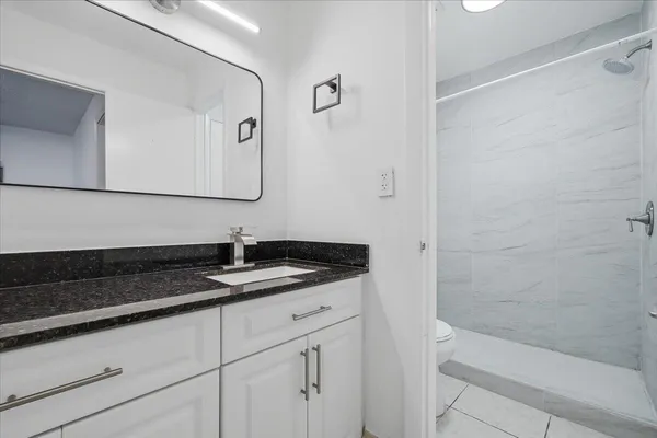 $2,499 | 3907 Northwest 76th Terrace, Hollywood, FL 33024