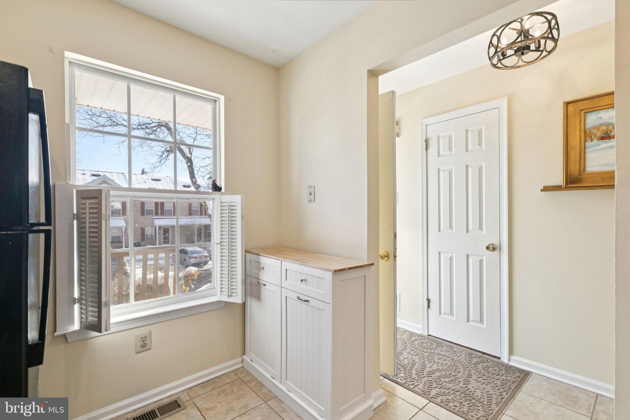 3642 Nancy Ward Circle Doylestown, PA 18902 - Photo 5 of 21