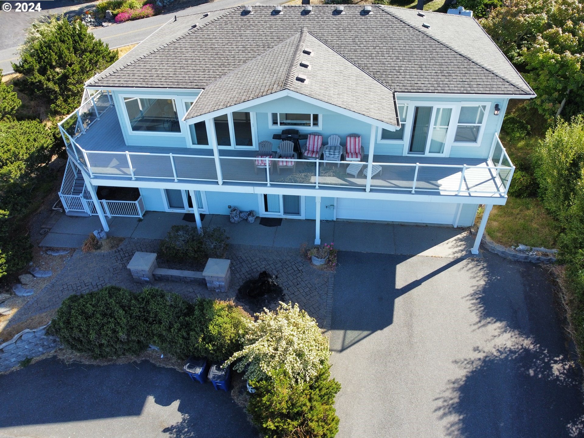 94042 Doyle Point Road Wedderburn, OR 97444 - Photo 31 of 35 Gallery Image 31