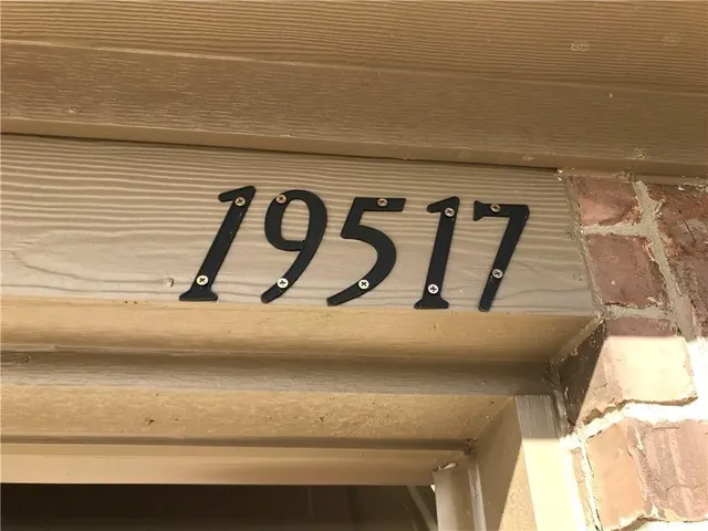 a close view of sink