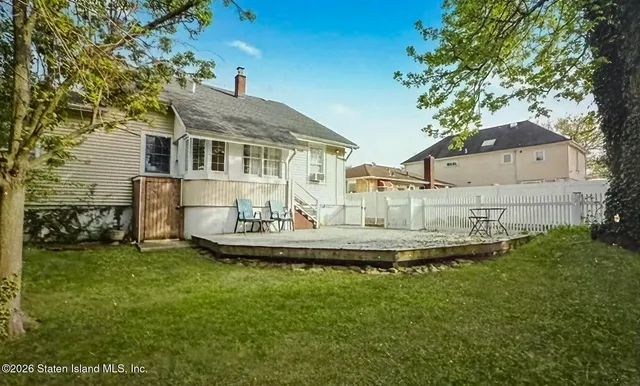 $874,000 | 111 David Street | Great Kills