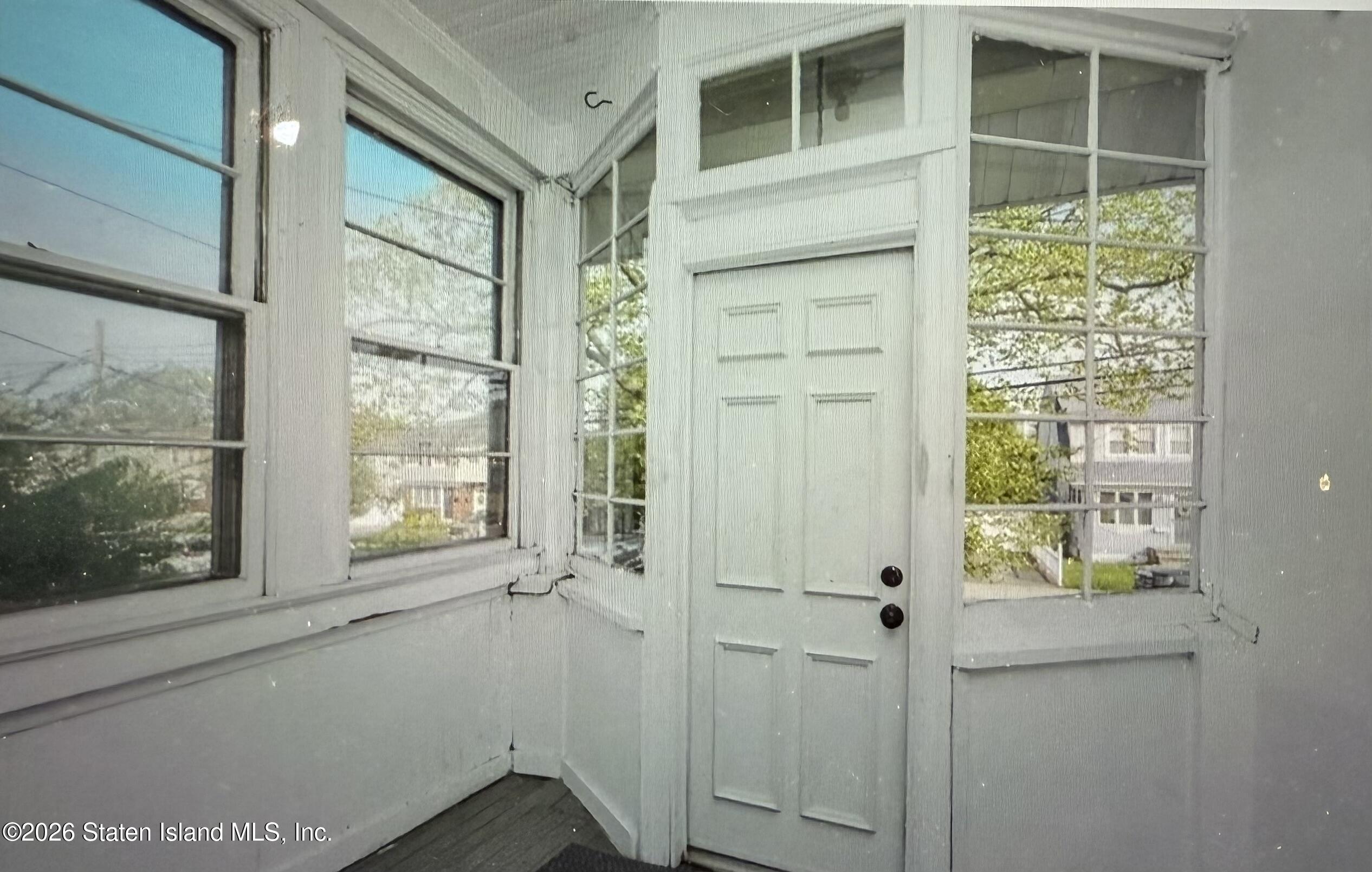 111 David Street Staten Island, NY 10308 - Photo 4 of 38