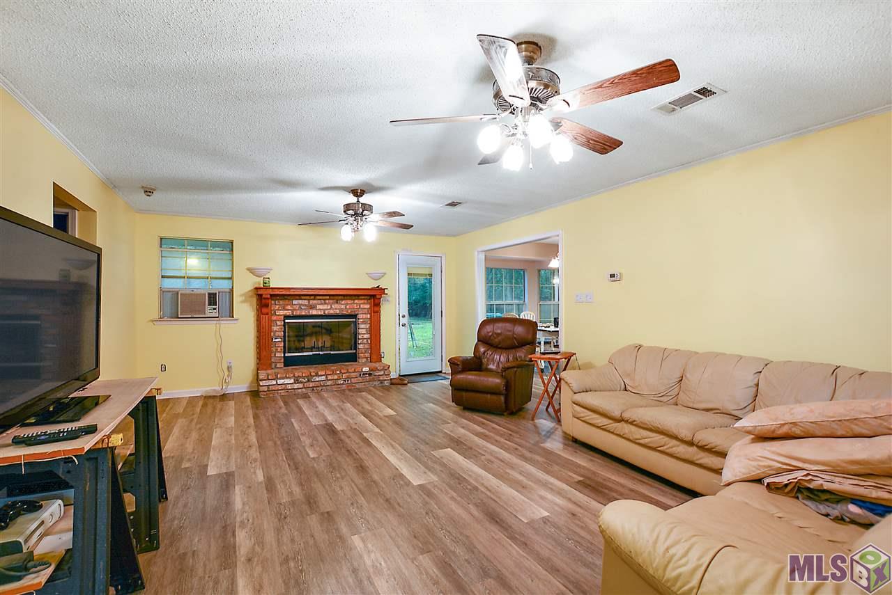 7039 Jim Rushing Road Denham Springs, LA 70706 - Photo 4 of 12 Gallery Image 4