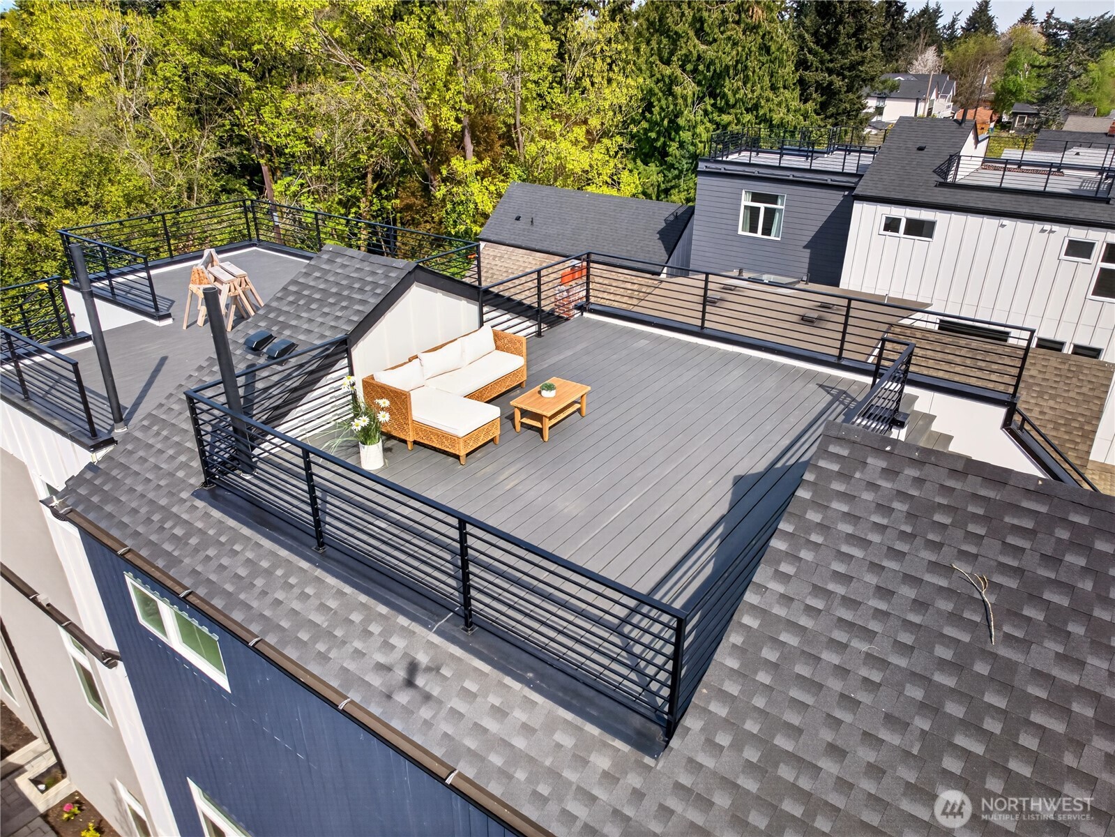 2931 39th Avenue Southwest Seattle, WA 98116 - Photo 31 of 40 swimming pool view with a seating space