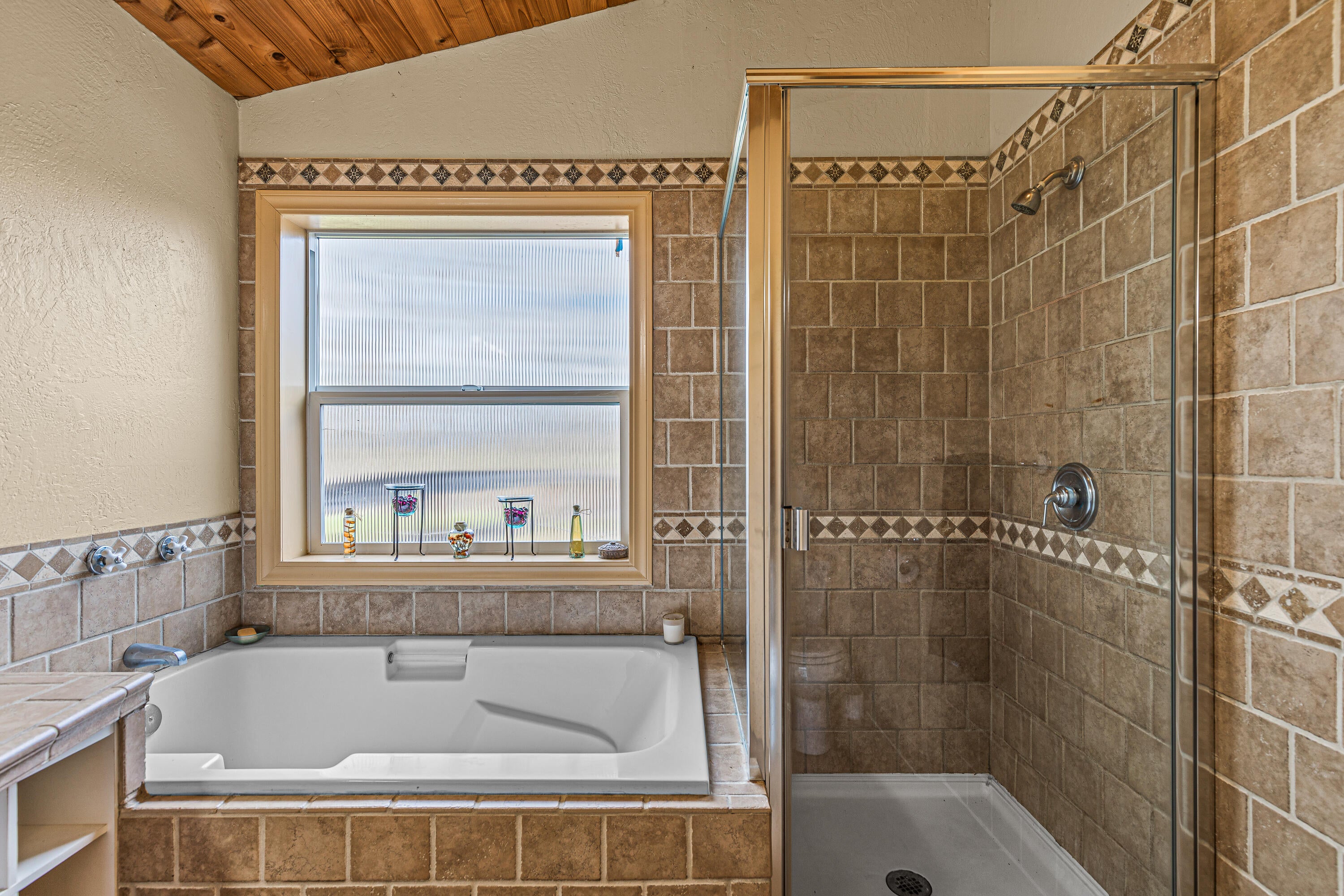 446 Ayres Road Eagle Point, OR 97524 - Photo 32 of 59 31