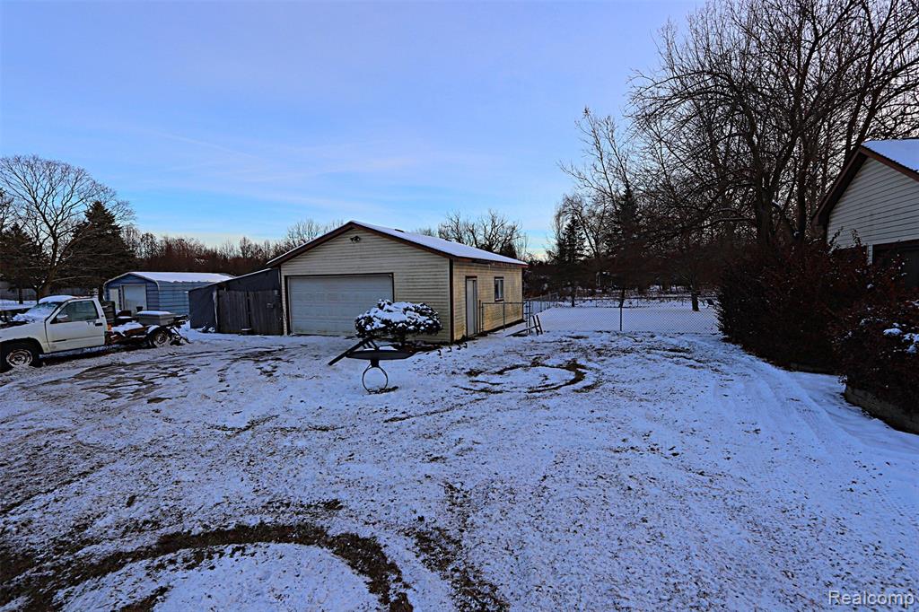31657 Sibley Road Romulus, MI 48174 - Photo 4 of 33