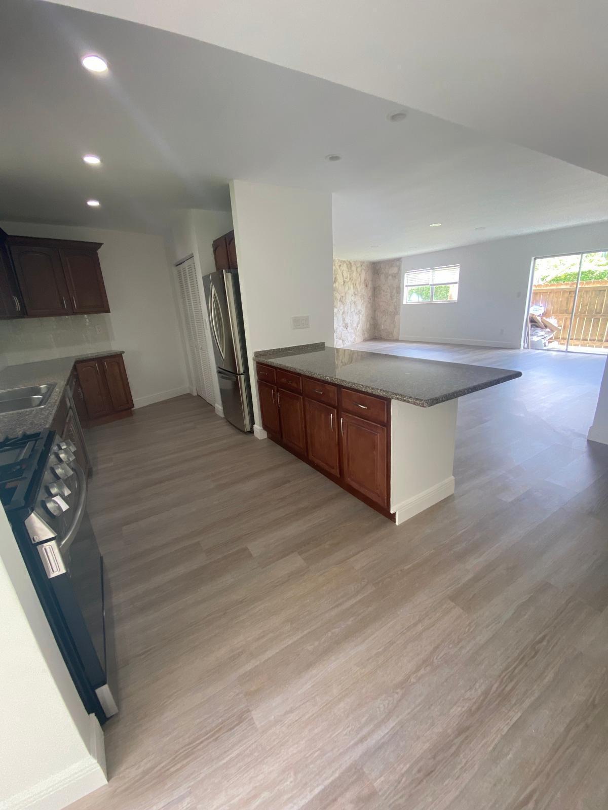 8650 Southwest 67th Avenue, Unit 1017 Pinecrest, FL 33156 - Photo 1 of 8 fe291455-9e15-4240-8c67-ec23912fe4cb