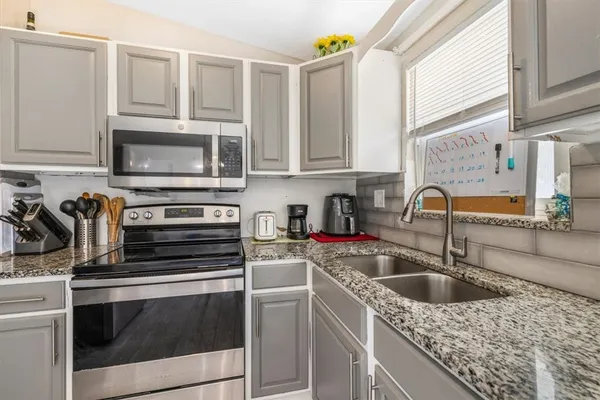 $290,000 | 2340 Port Malabar Boulevard Northeast, Palm Bay, FL 32905