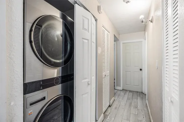 $290,000 | 2340 Port Malabar Boulevard Northeast, Palm Bay, FL 32905