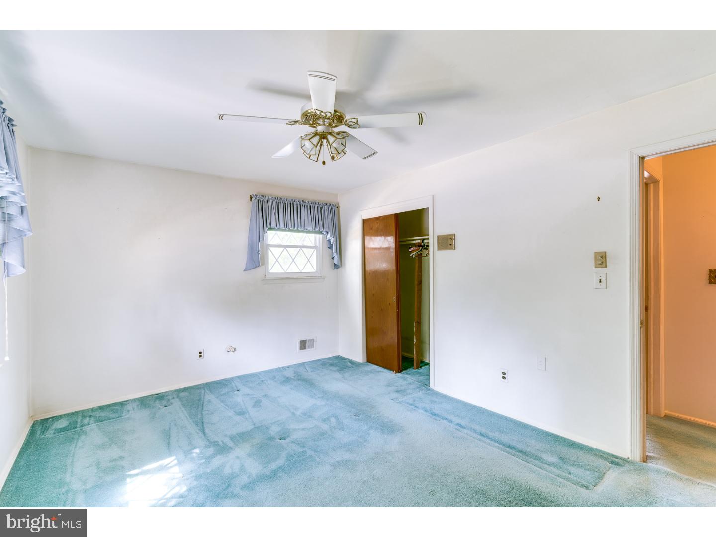 31 Kay Road Yardville, NJ 08620 - Photo 15 of 25 Bedroom - Main