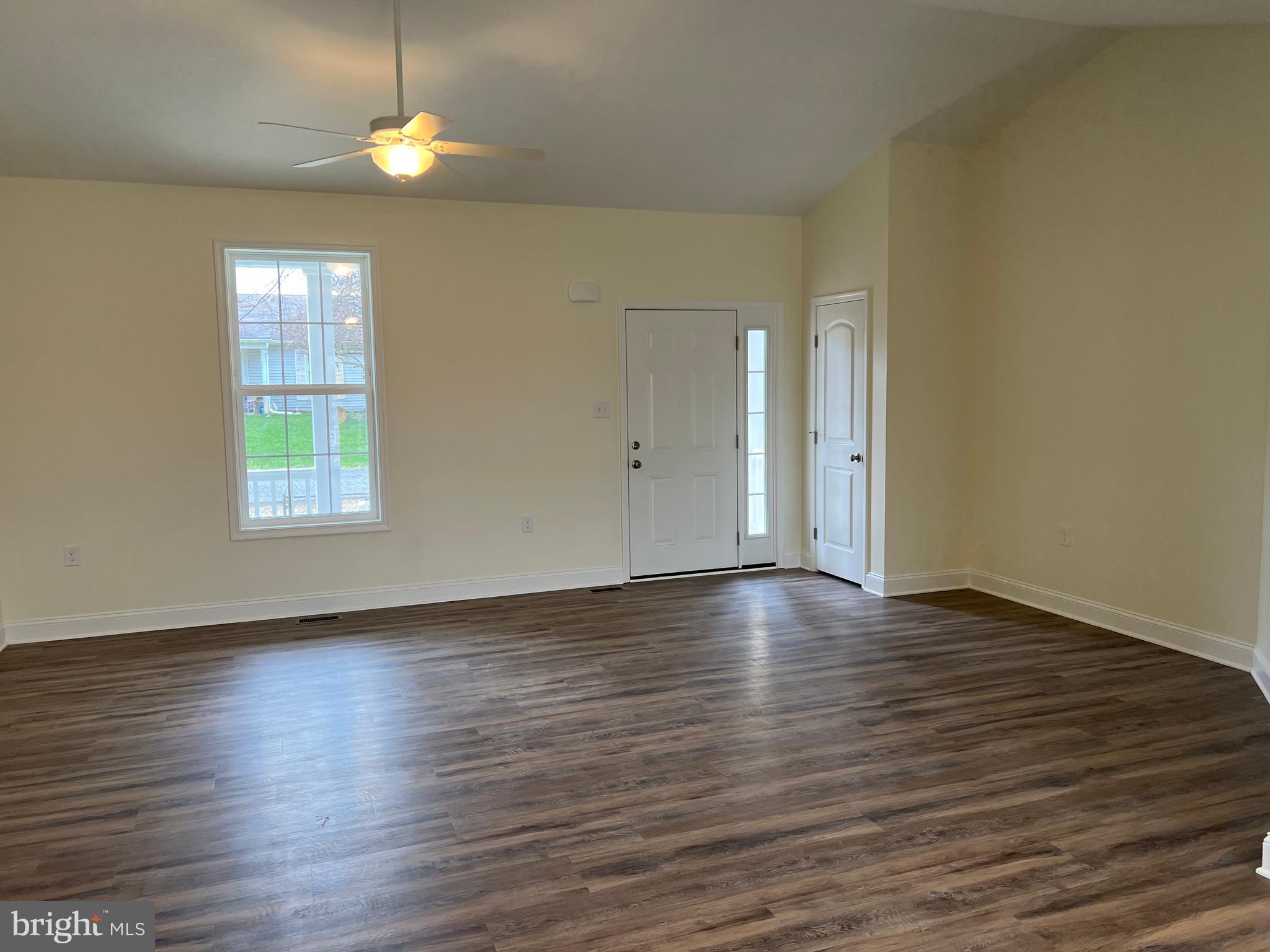 74 Apple Tree Drive Ranson, WV 25438 - Photo 5 of 58