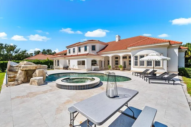 $1,685,000 | 9612 18th Ave Circle Northwest, Bradenton, FL 34209