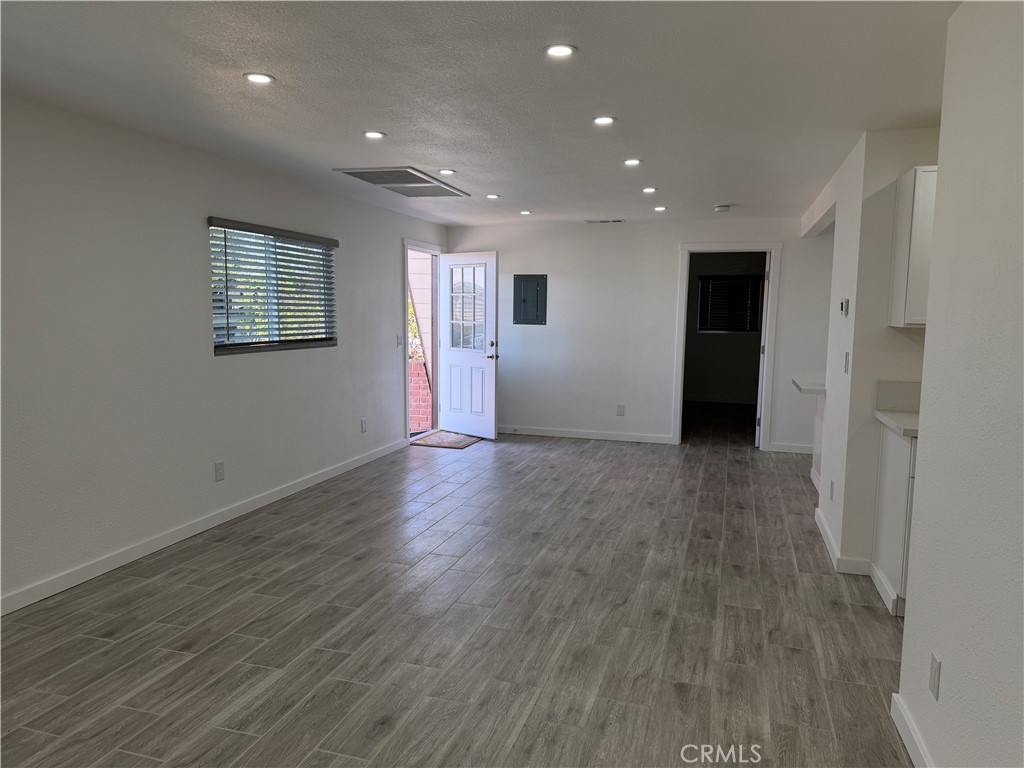 3590 Buchanan Street, Unit A Riverside, CA 92503 - Photo 3 of 40