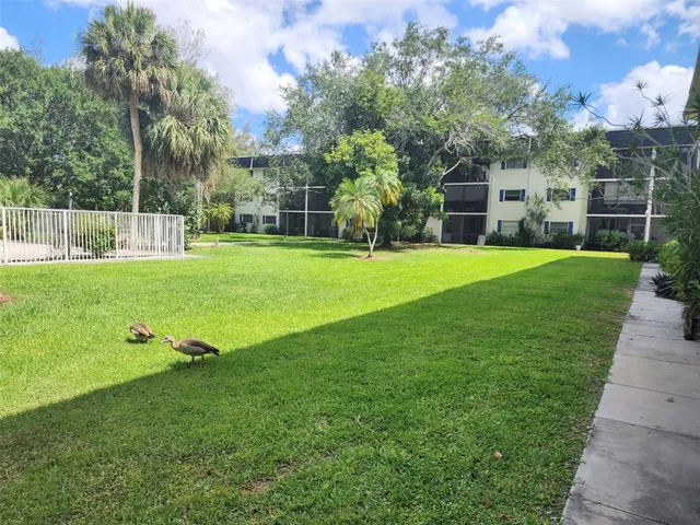 $1,900 | 5090 Southwest 64th Avenue, Unit 204, Davie, FL 33314