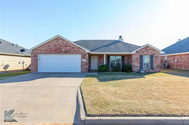 $2,395 | 281 Sugarloaf Avenue, Abilene, TX 79602